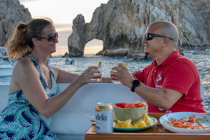 1 Hour Cabo Highlights on a 33ft Luxury Yacht - What is included, and what you still need to pay