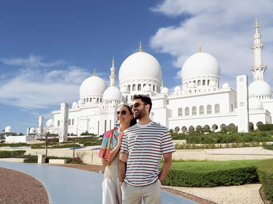 2-Day City Tour: Dubai & Abu Dhabi + Yacht Experience - Key points to know before booking