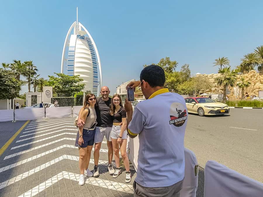 2-Day City Tour: Dubai & Abu Dhabi + Yacht Experience - Day one: Abu Dhabi’s grand mosque and royal avenues