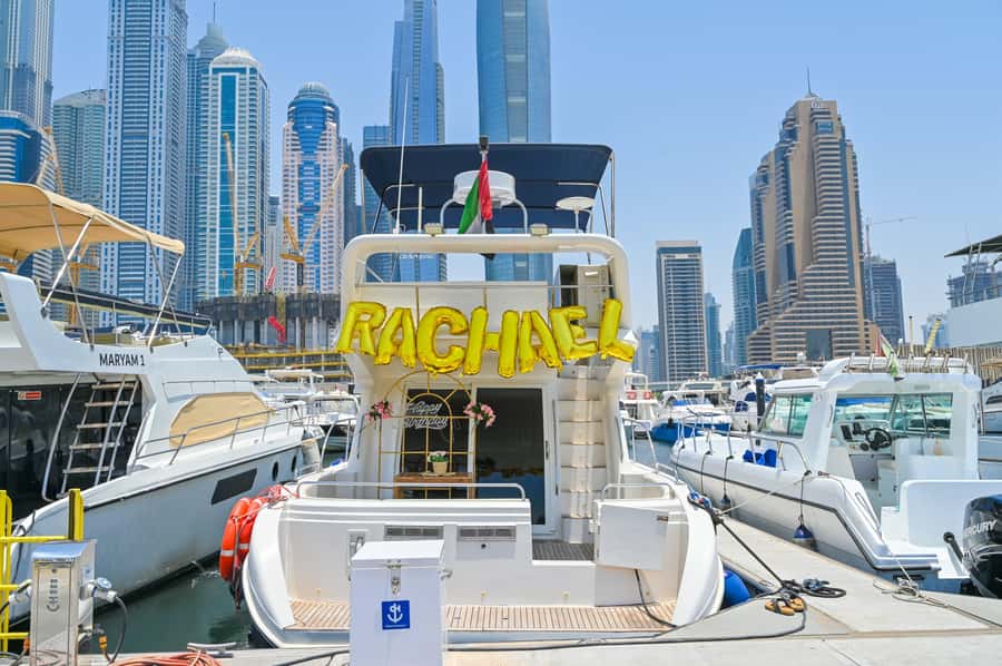 2 Hour Birthday Celebration on a Yacht in Dubai - Key points at a glance