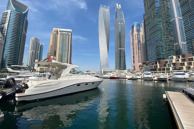 2-Hour Dubai Marina Mini Yacht Cruise - Why a mini-yacht is a good way to see Dubai Marina