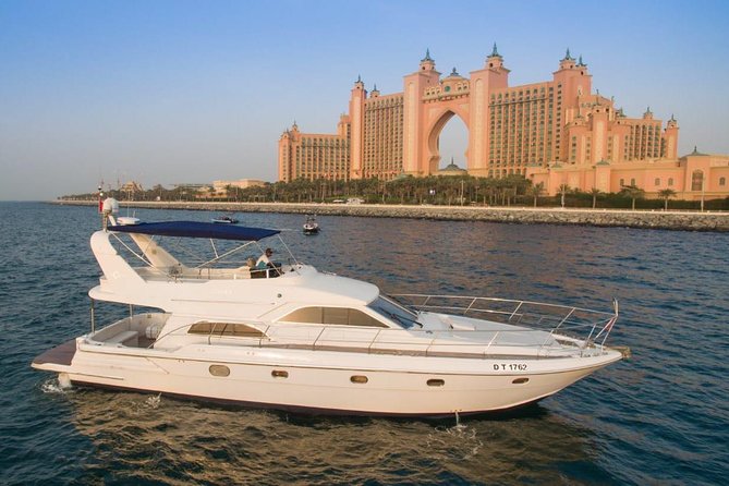 2 Hour Yacht Tour Around Palm Island - Who will enjoy this yacht trip most