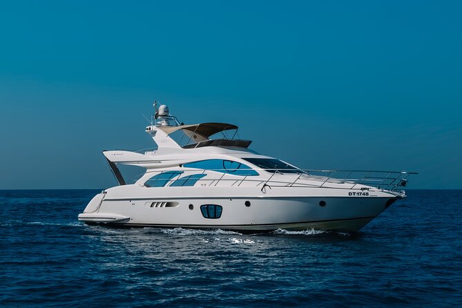 2 hours Dubai private luxury yacht 55ft tour - Atlantis Hotel and the Coastline View