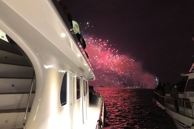 2025 Chinese New Year Fireworks Open Bar Yacht Dinner Cruise HK - Why a yacht is a smart place to watch Hong Kong’s New Year