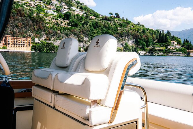 2H Private Cruise Lake Como Tender yacht Invictus 6 pax - Torno, Villa Pliniana, and Il Sereno