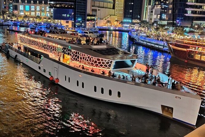 3-Hour Lotus Mega Yacht Dinner Experience in Dubai Marina - The route toward Palm Jumeirah and Atlantis