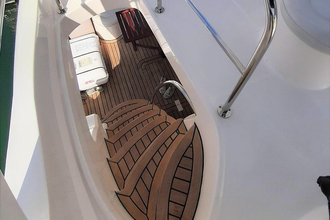 3-Hour Luxury Yacht Cruise from Dubai Marina - Service can be excellent, but confirm everything