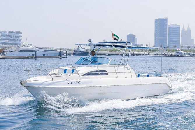 33Ft Private Yacht Rental On New Year's Eve 2025 - Palm Jumeirah and the Atlantis view