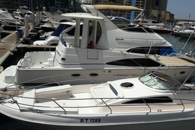 33ft. Yacht Rental on New Year's Eve around Dubai Palm - Four hours around Palm Jumeirah