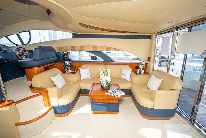 3hr Yacht- Palm Jumeirah with FREE Snacks and 30 Min Seabob - Is the Dubai private yacht cruise worth booking?