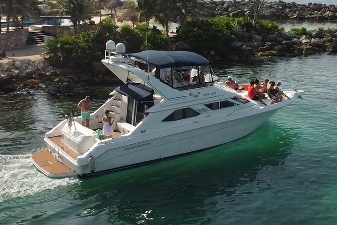 4 hours snorkel & beach tour - Private Yacht 47 ft - Paddleboarding and fishing as useful extras