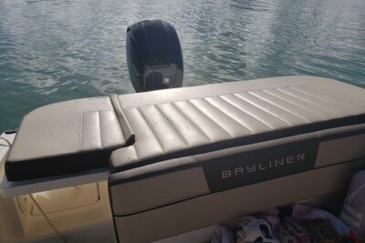 42 to 46 Ft Private Yacht Miami, rent for 2 our 4 hours, 12 ppl