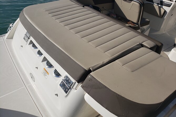 42 to 46 Ft Private Yacht Miami, rent for 2 our 4 hours, 12 ppl - Food, swimming, fishing, and practical packing