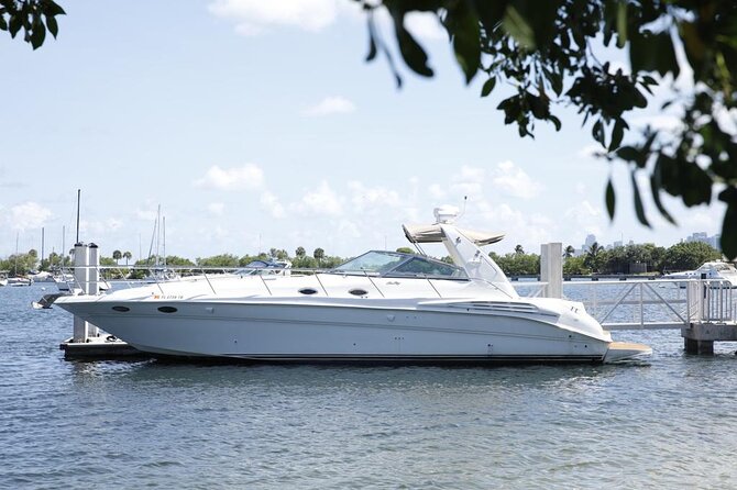 45 Ft Private Yacht Rental in Miami - Biscayne Bay, islands, coves, and inlets