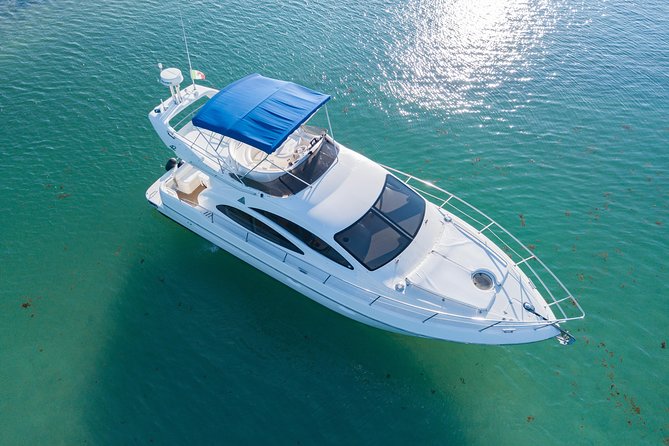 4H 42' Azimut Yacht All-Inclusive from Tulum & Playa del Carmen. - Setting out from Puerto Aventuras on a private Azimut