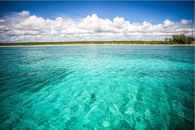4H 42' Azimut Yacht All-Inclusive from Tulum & Playa del Carmen. - Is $1,735.54 good value for up to 15 people?