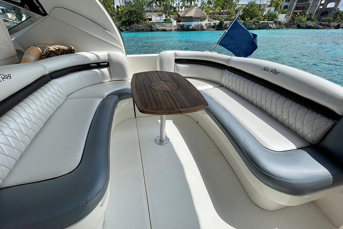 5-Hour Private 40' Yacht 2-Stop Tour to In-Ha reef with Food, Drinks & Snorkel - Who Will Enjoy This Yacht Most