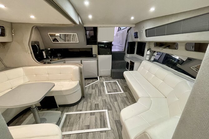 50ft Luxury Yacht Tour in Miami Beach Captain, Fun & Party! - The captain can make or break the day
