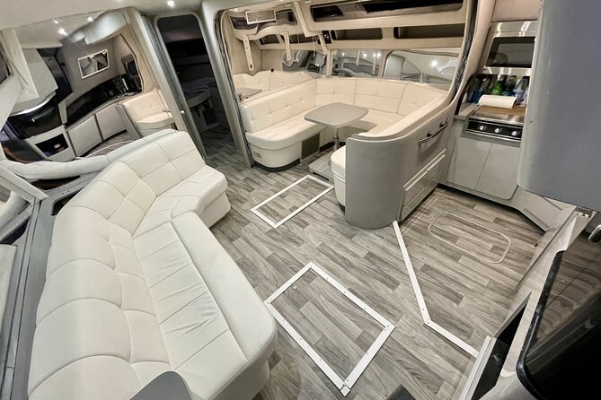 50ft Luxury Yacht Tour in Miami Beach Captain, Fun & Party! - Boat quality is the biggest question mark