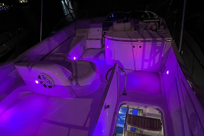 50ft Miller Blue | Miami Yacht Rental | 3 to 6 Hours | 13 Ppl - Luxury homes and celebrity residences from the water