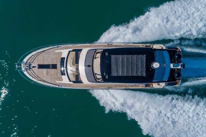 62ft Yacht Tour in Miami Beach with Captain Beneteau MC6 Fly - Sunset Islands and the Venetian Islands
