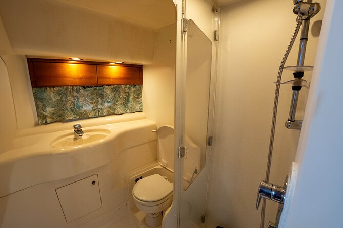 70ft + Free Hour | Miami Yacht Rental | 3 to 8 Hours | 13 ppl - Boat size and substitution concerns