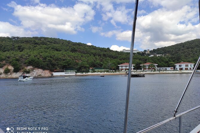 8-Hours Private Swimming Luxury Yacht Cruise to Princes' Island - Swimming, breakfast, and time on deck