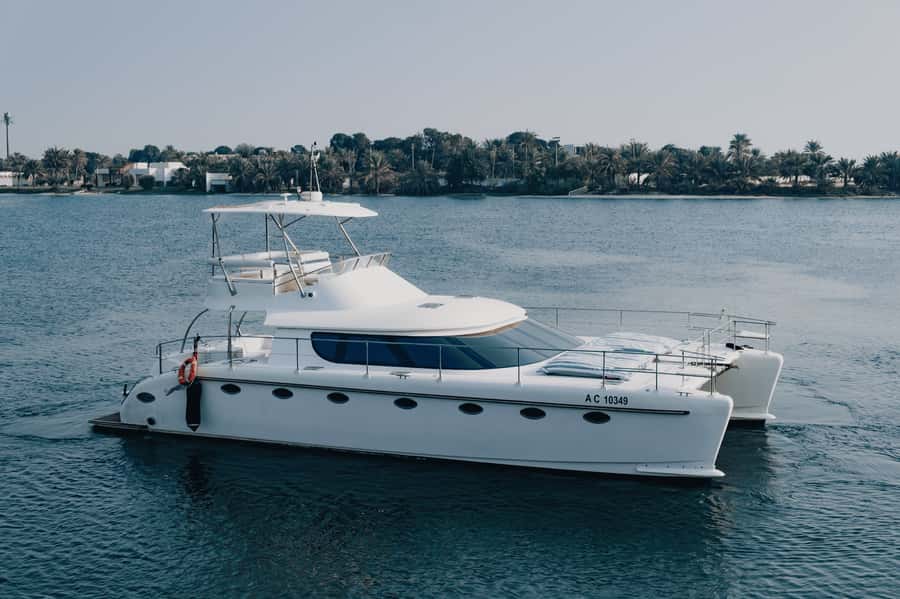 Abu Dhabi Yacht Charter: 2hour trip from 10:00AM to 12:00PM - Key points to know before booking