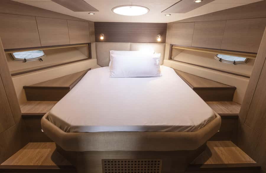 Affordable Yacht Rental Viktoriia from Dubai Marina - Dubai Marina, the first stretch of the cruise