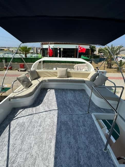 Alanya: 4 Hours Private Luxury Yacht tour. - What the boat day is like for families and couples