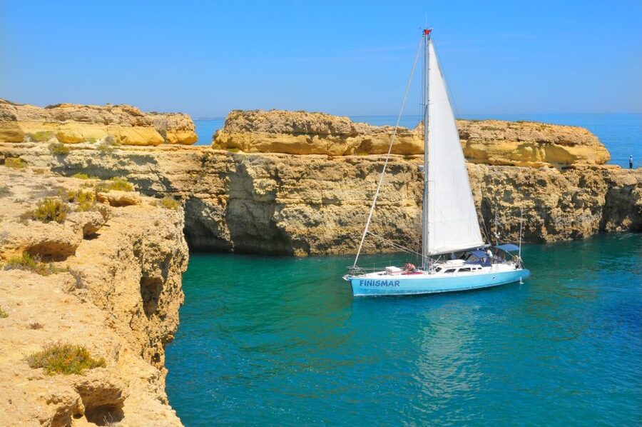 Albufeira: 3-Hour Yacht Daytime/Sunset Cruise to Benagil - Key points to know before booking