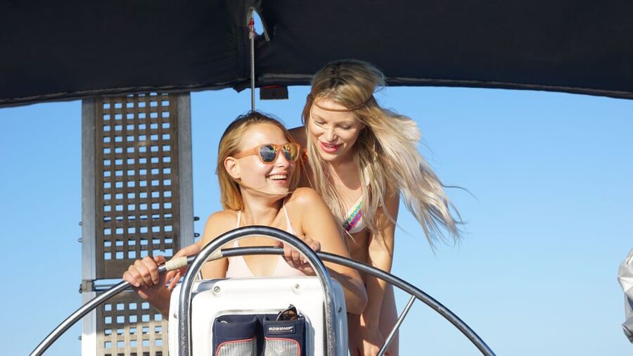 Alcudia: Sailing Yacht Excursion with Wine & Tapas - Who should book this Mallorca sailing trip?