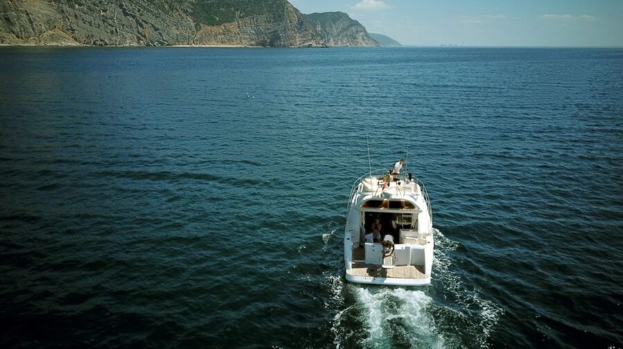 Arrábida Full-Day Yacht Tour from Lisbon - Who will enjoy this Arrábida day most?