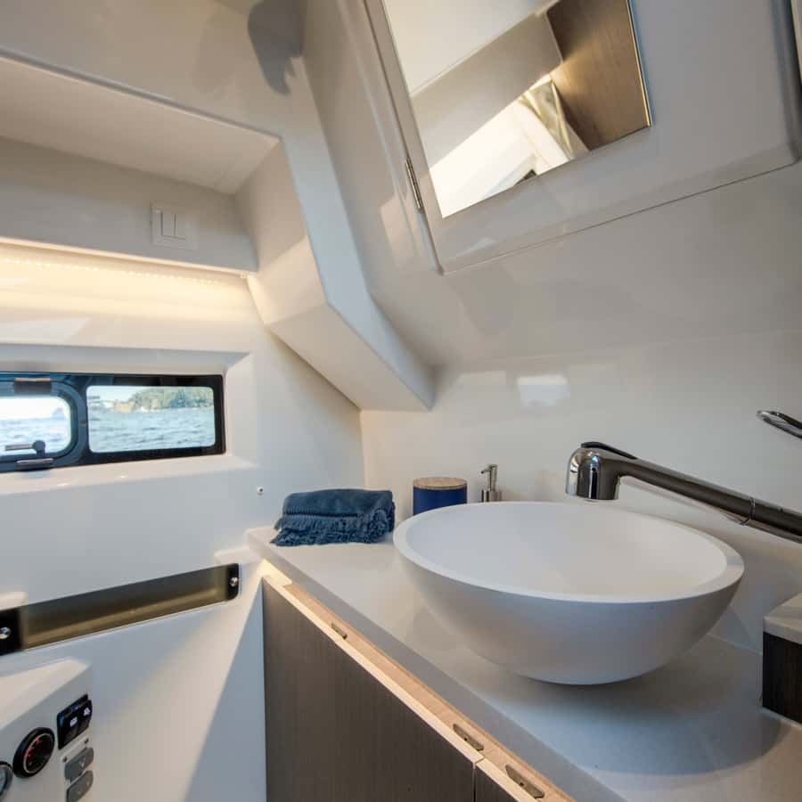 Bali: Private Sunset Yacht for Party & Birthday - Birthday cake or sparkling wine