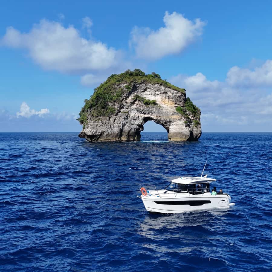 Bali: Private Yacht Snorkel at Manta Point & 2 Spots Penida - FAQ