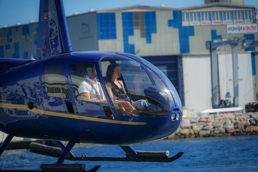 Barcelona: Helicopter Flight with Optional Yacht Cruise - The yacht cruise along Barcelona’s coast