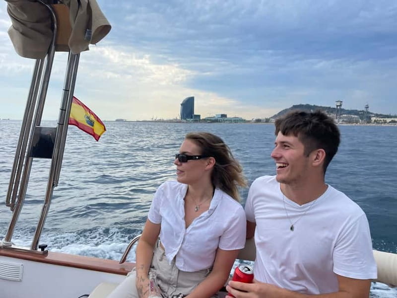 Barcelona: Private Classic Yacht Tour with Drinks - Swimming and snorkeling: the active part of the trip