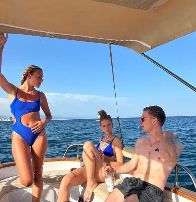 Barcelona: Private Classic Yacht Tour with Drinks - Leaving Moll de Gregal and finding your sea legs