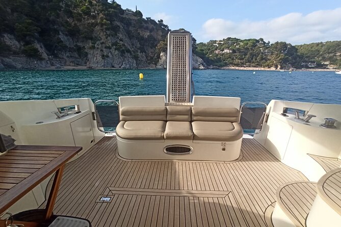Barcelona Private Luxury Yacht Tour - What the $724.09 group price really means
