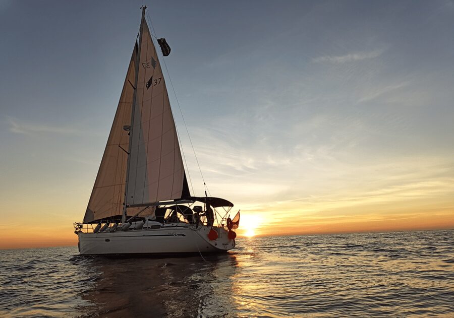 Barcelona: Sail with your private yacht - Sunrise, Sunset, Full Moon, or Stars