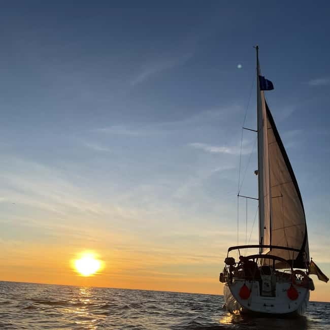 Barcelona Sunset Sailing with Yacht Sashi - Key points to know before you book