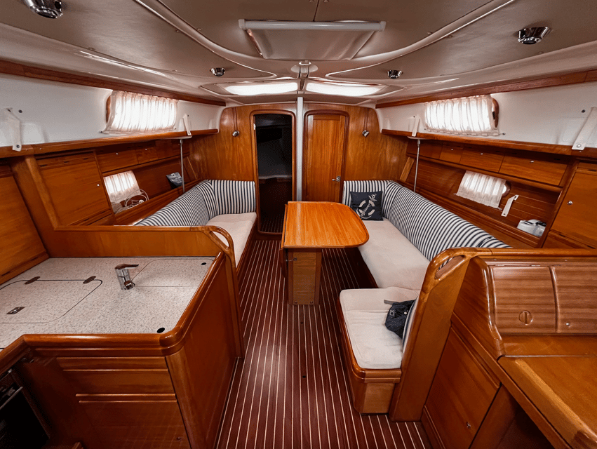 Barcelona Sunset Sailing with Yacht Sashi - Practical details that matter