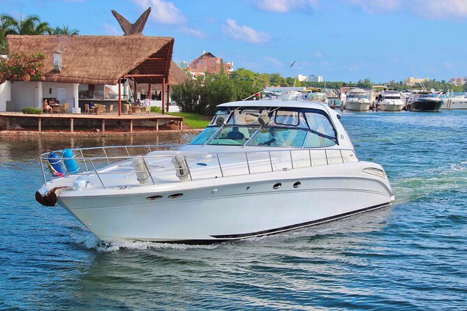 Beautiful SUNDANCER 60ft Private yacht / 18PAX 25P15 - A private yacht changes the Cancun boat day