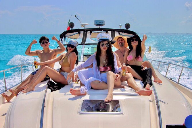 Beautiful Yacht SeaRay 48ft / 15PAX 25P16 - A private yacht at a group-friendly price