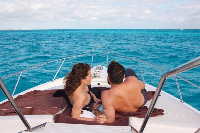Big Yacht 48ft Rental up to 15 Pax snorkel - Snorkeling near Isla Mujeres and Playa Norte