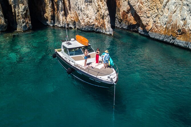 Blue & Green cave tour with yacht from town Hvar - Stiniva Cove, a narrow entrance and high rock walls