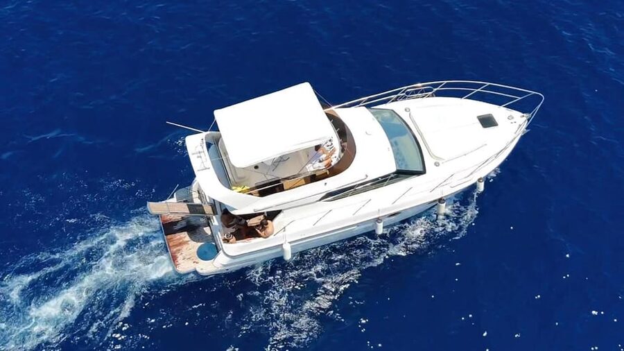 Bodrum: Private Sunset Yacht Tour with light Dinner - What the $531 price includes