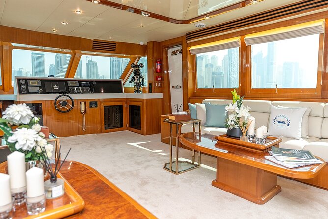Book 3hr Luxury Yacht Rental Dubai - Get 1hr Free - What the yacht offers onboard