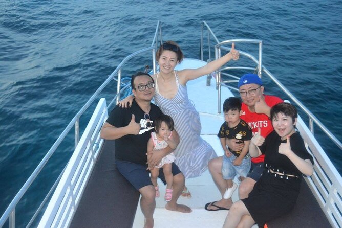 Boracay Party Yacht 2 hour tour with snorkeling - What the yacht experience includes