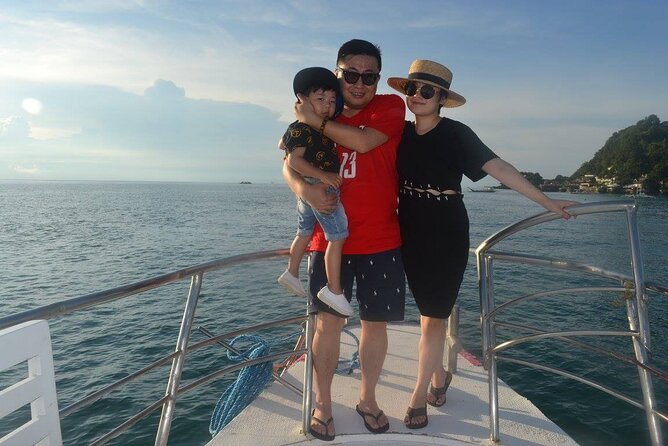 Boracay Party Yacht 2 hour tour with snorkeling - Is $40 a good value?